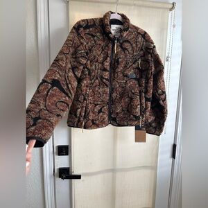 The North Face Women's camo Jacket NWT
